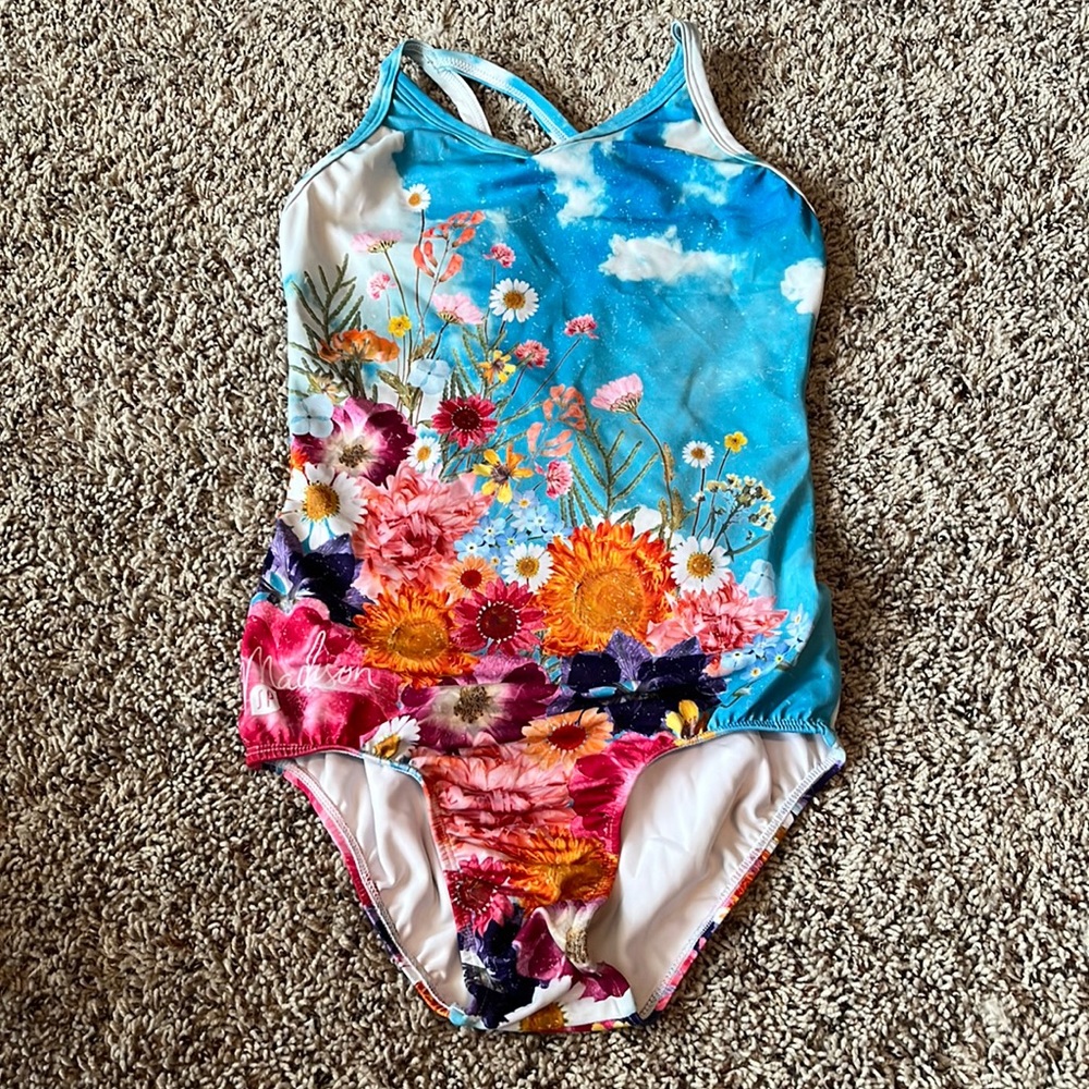 sylvia p flower leo